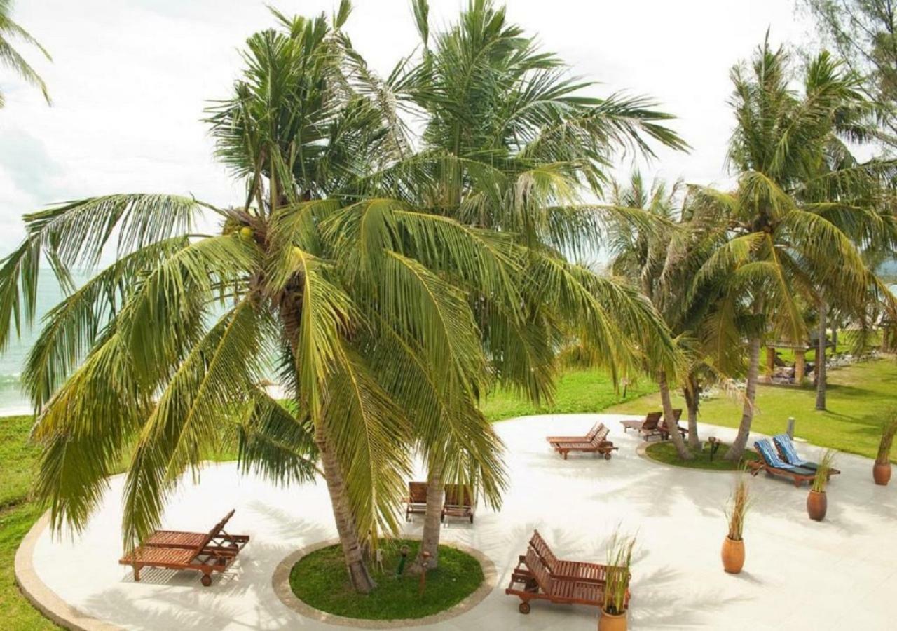 Frangipani Langkawi Resort Pantai Cenang  Exterior foto